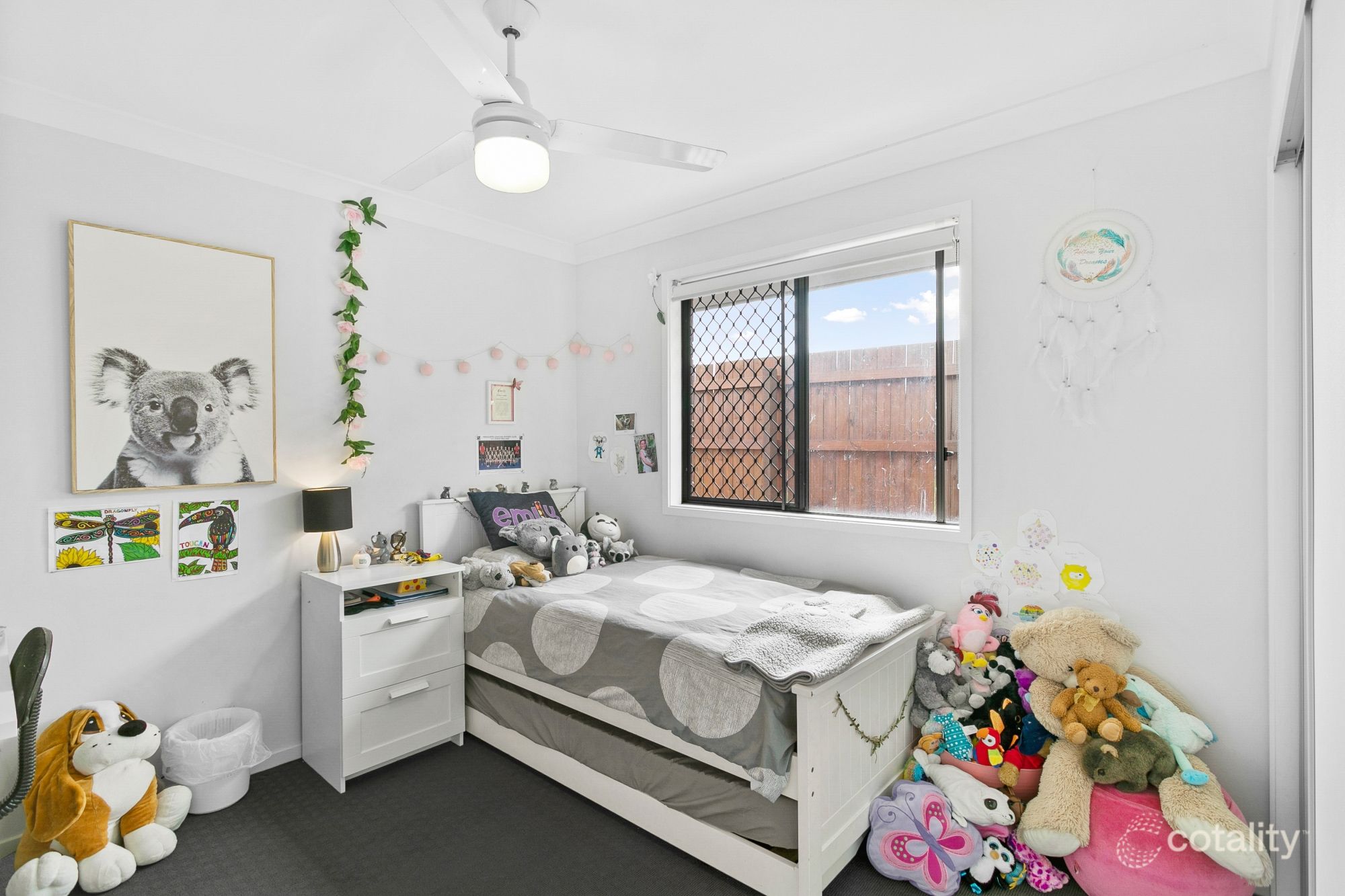 16 Mayfair Cres, Kallangur, QLD 4503