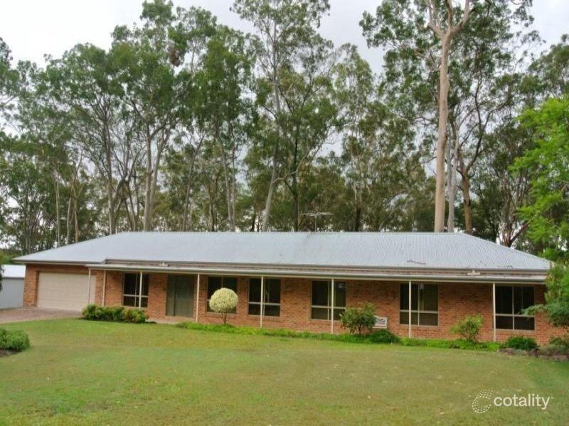 18 North Esk Dr, Seaham, NSW 2324