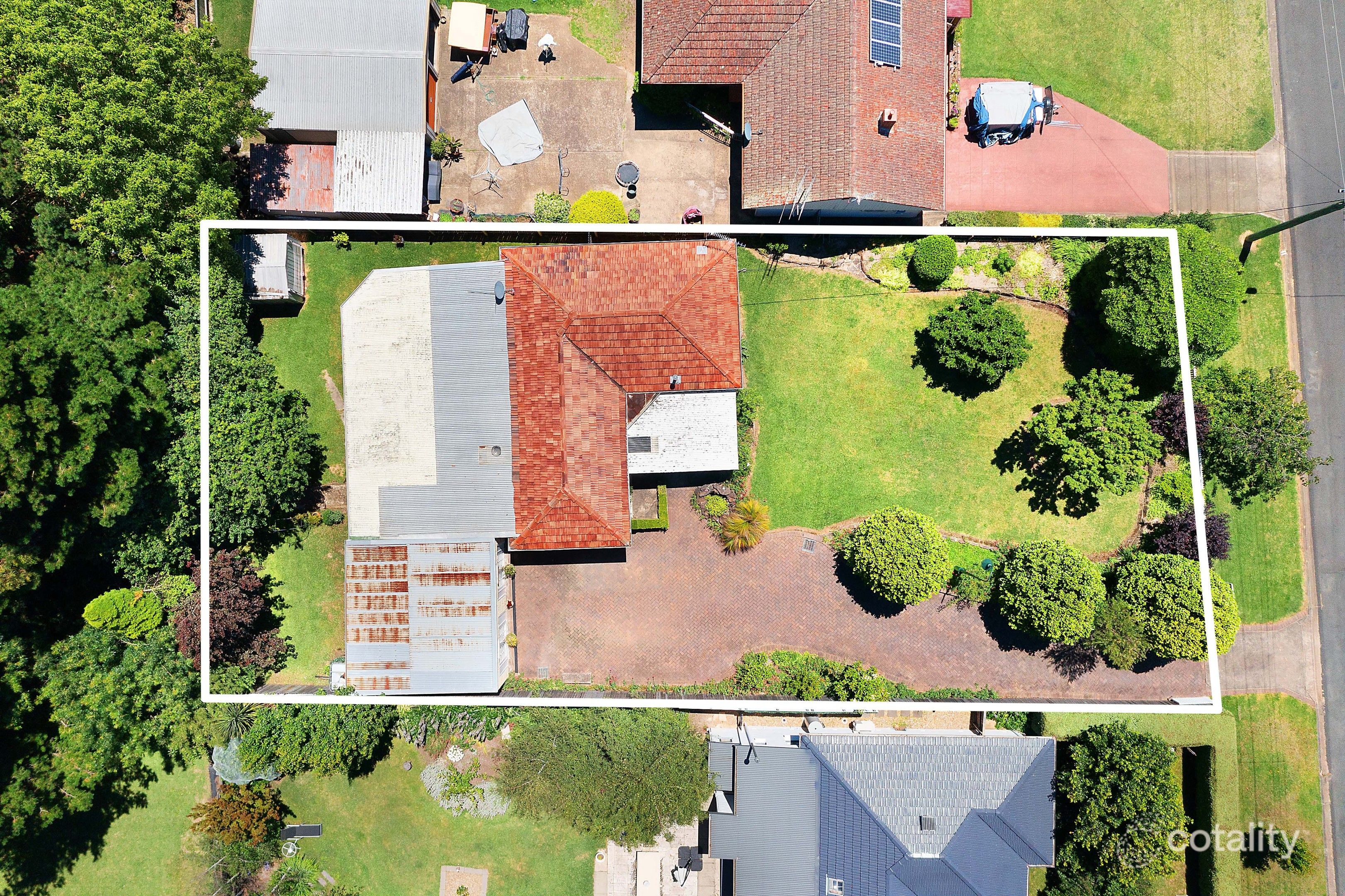 13 Retford Rd, Bowral, NSW 2576