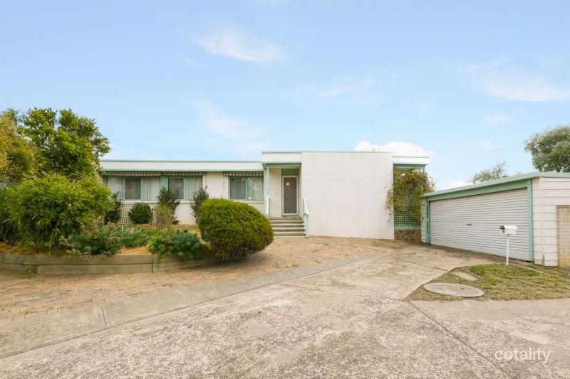 8 Mcgowen Cl, Spence, ACT 2615