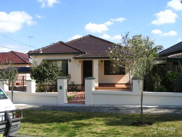 35 Vernon Ave, Eastlakes, NSW 2018