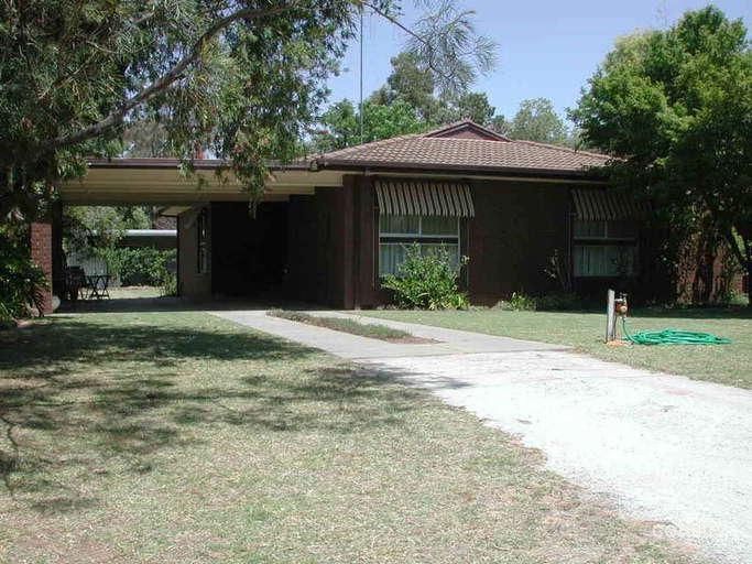 69 Falkiner St, Tocumwal, NSW 2714