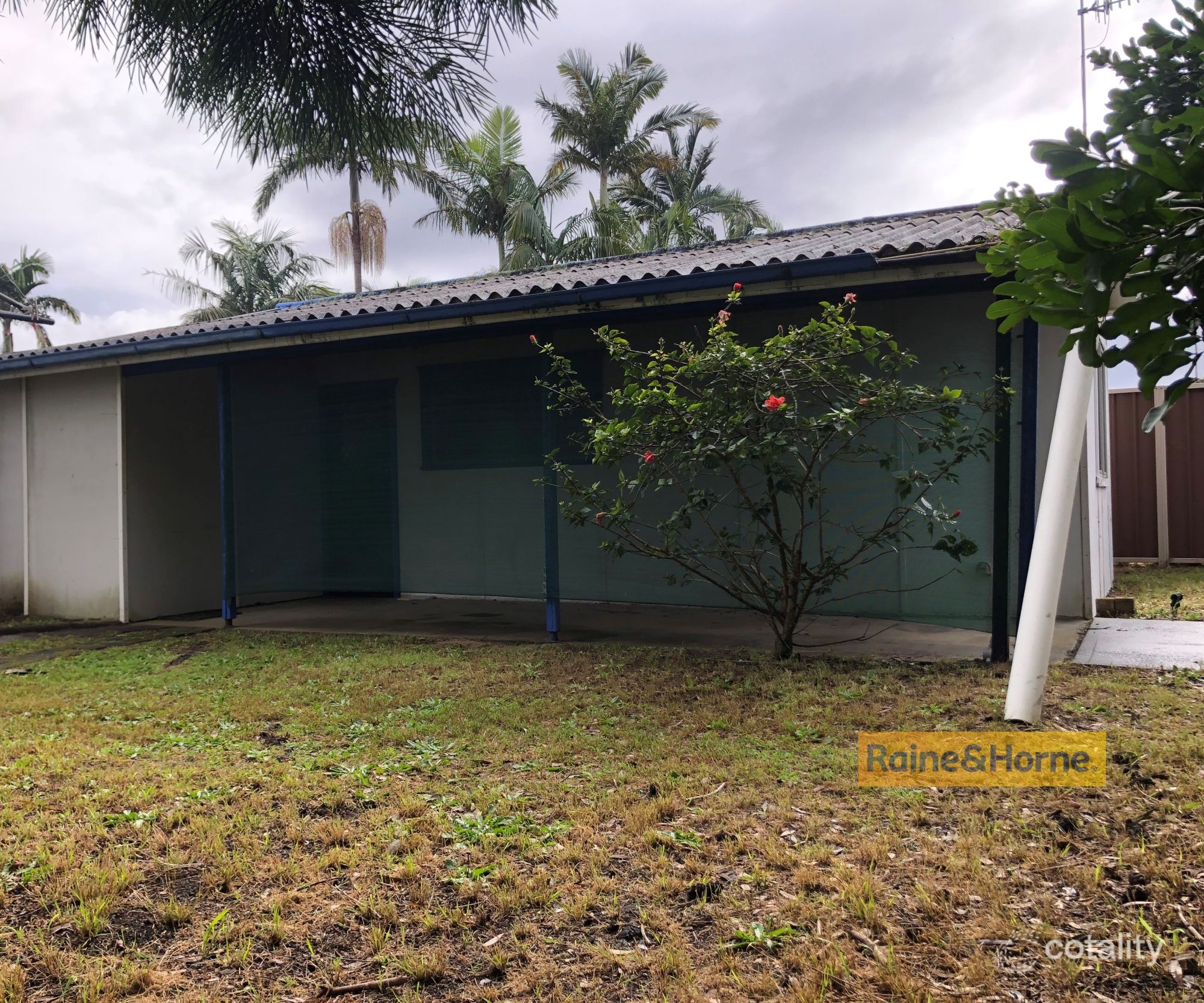 1 Oxford St, Umina Beach, NSW 2257