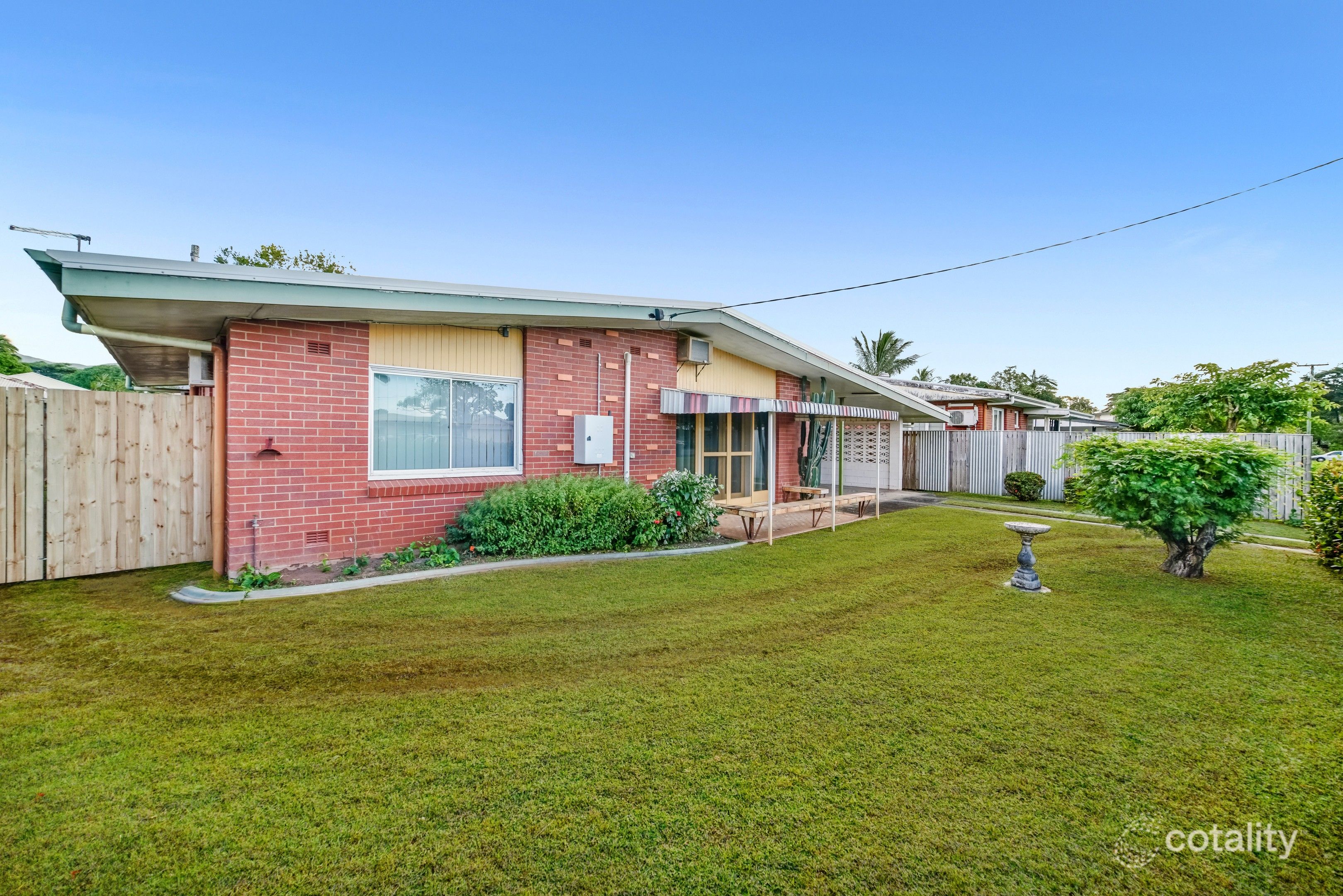 265 Buchan St, Westcourt, QLD 4870
