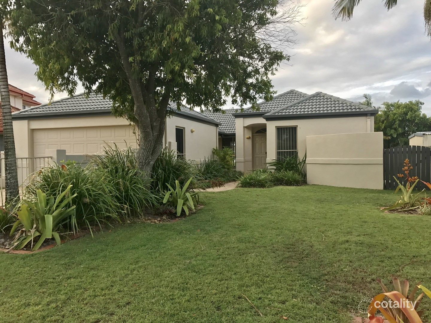 6 Catamaran Ct, Banksia Beach, QLD 4507