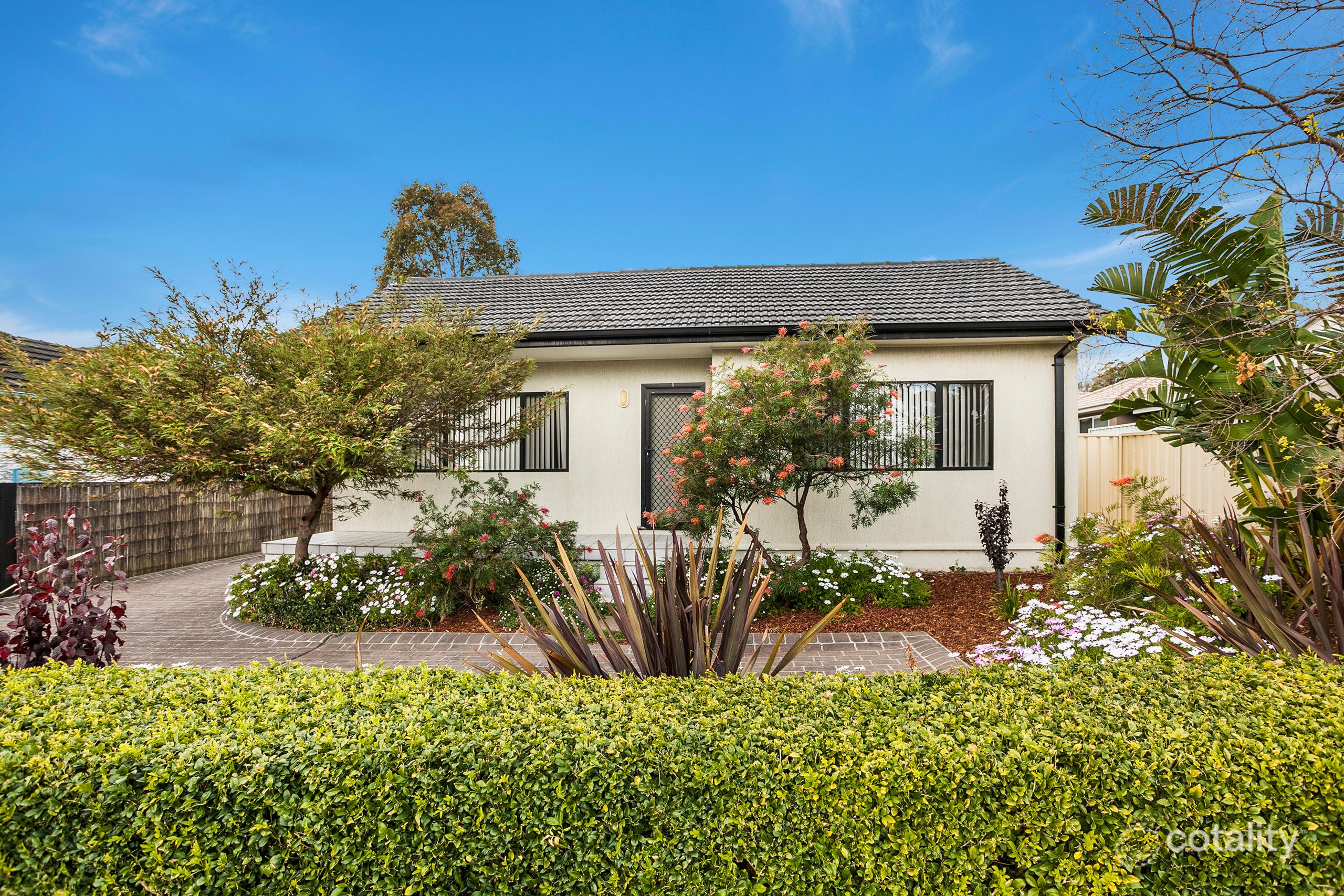 1/36 Devonshire Cres, Oak Flats, NSW 2529