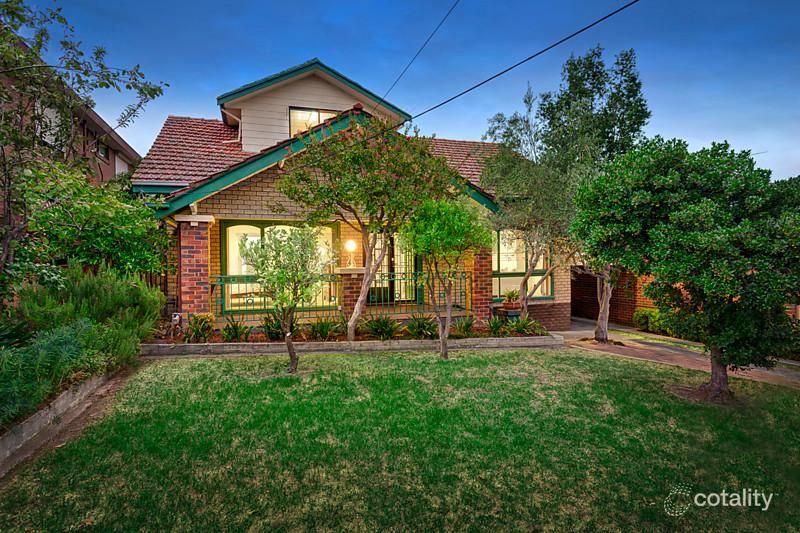 14 Hamilton St, Kew East, VIC 3102