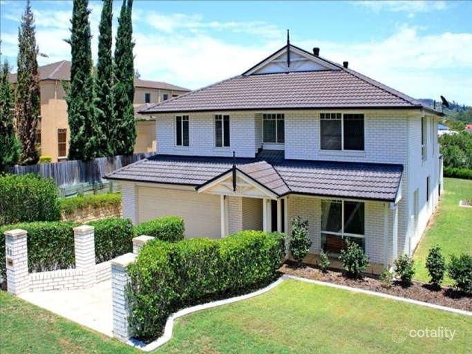 62 Kintyre St, Brookfield, QLD 4069