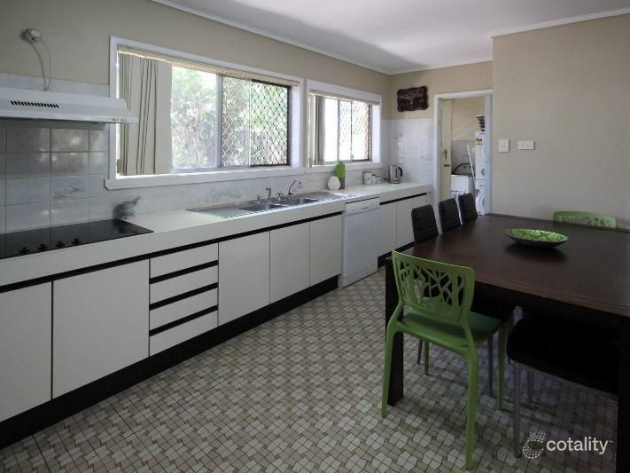 4 Gertrude St, Strathpine, QLD 4500