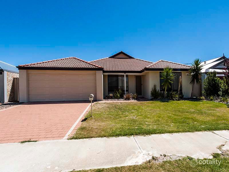 4 Torquay Way, Secret Harbour, WA 6173