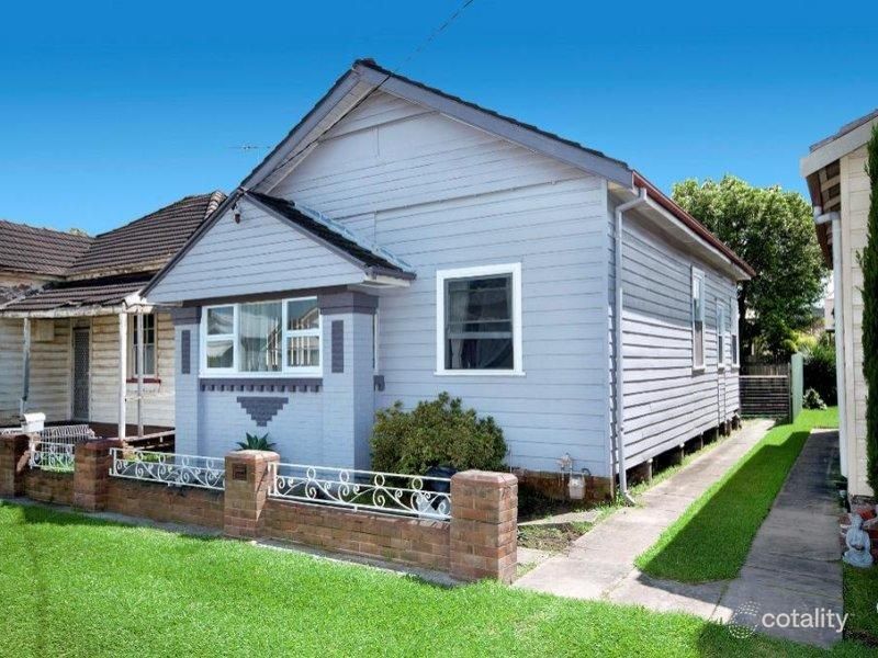 8 Wilkinson St, Mayfield, NSW 2304