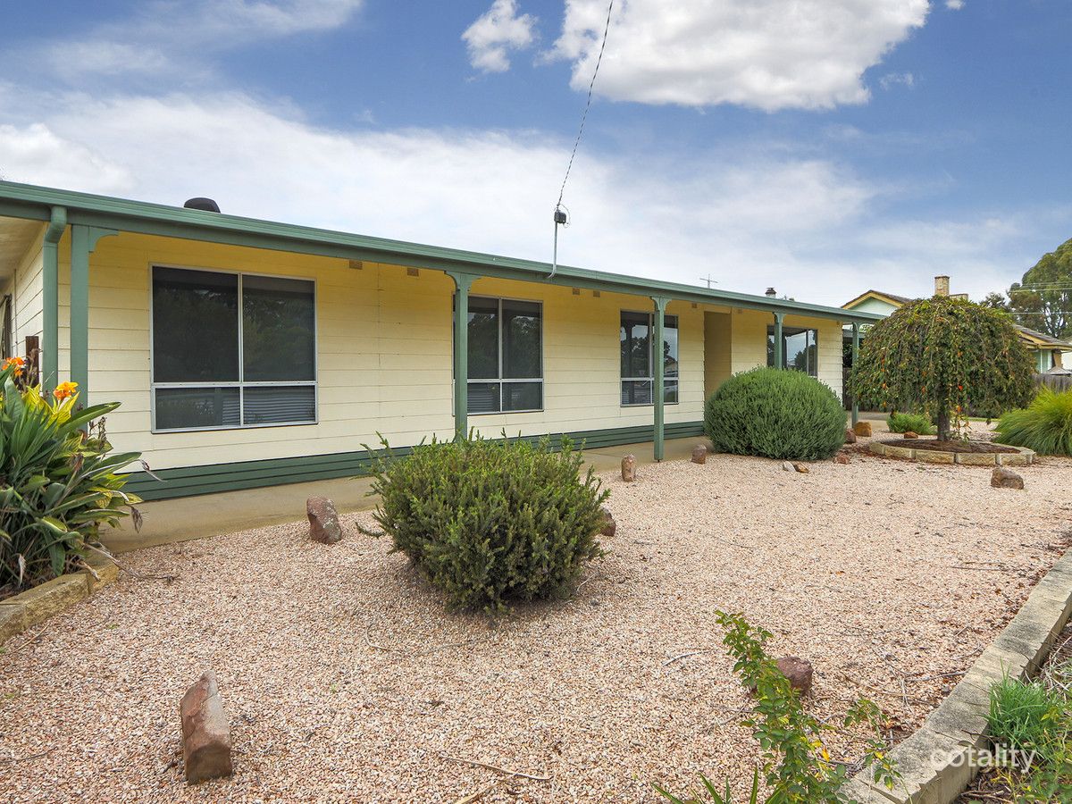 66 Mcfarlane St, Stratford, VIC 3862