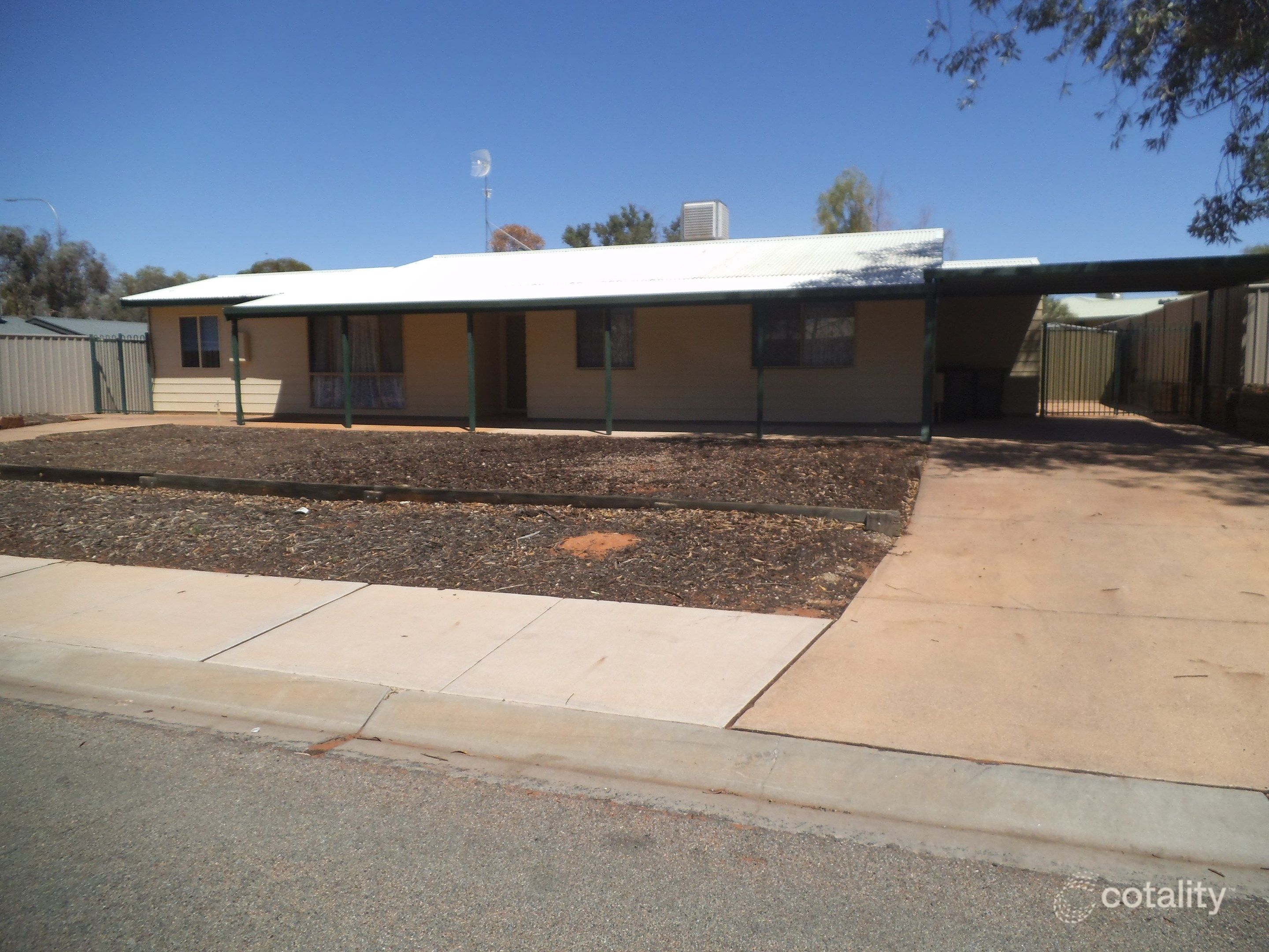 3 Gregory St, Roxby Downs, SA 5725