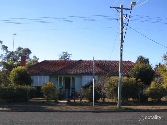 93 Murilla St, Miles, QLD 4415