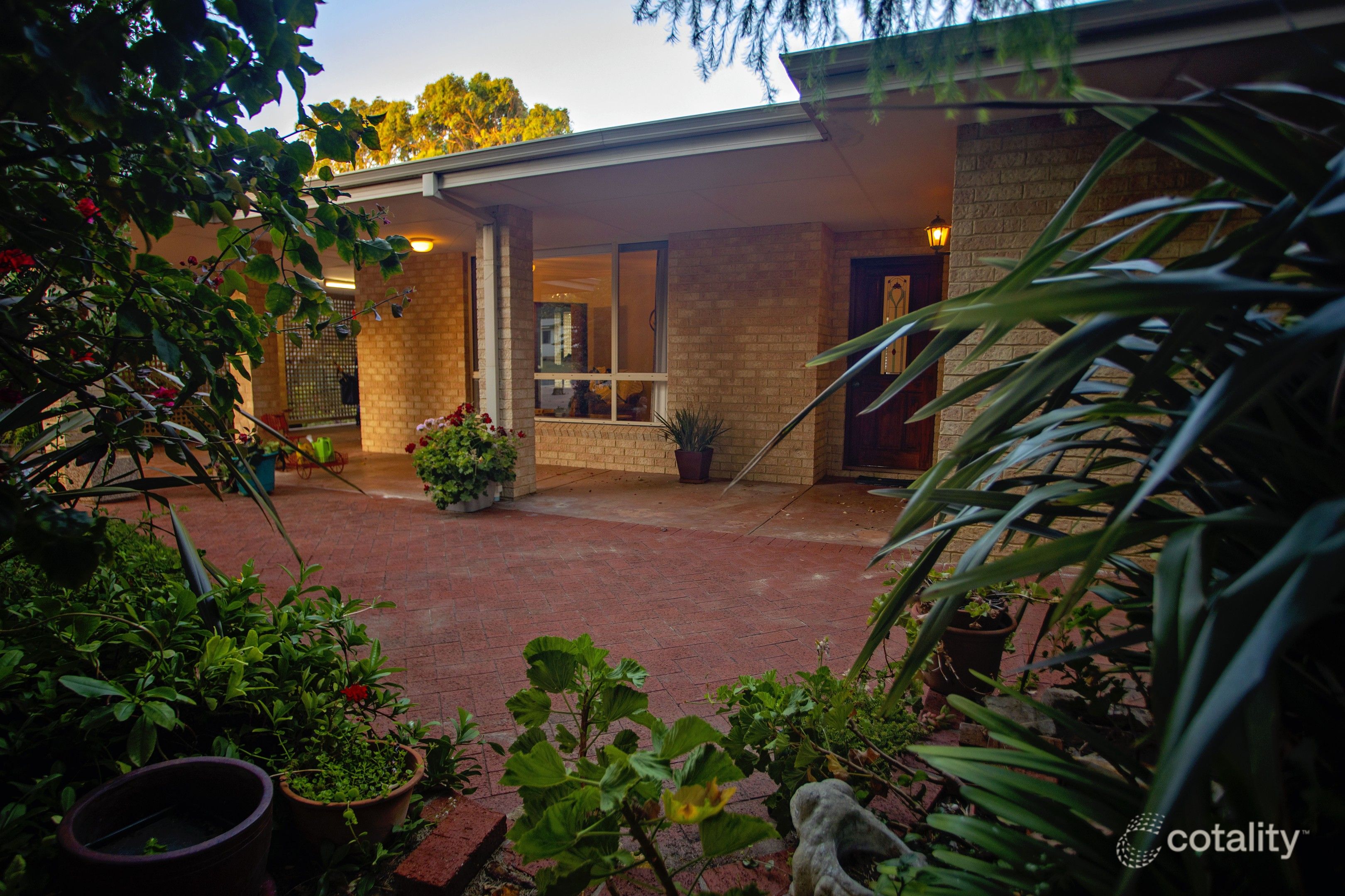 28 Raglan St, Hopetoun, WA 6348