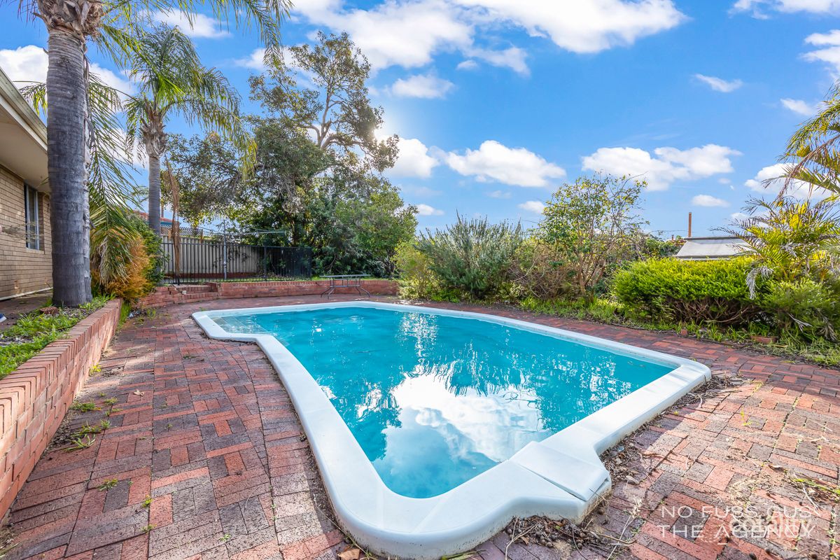 393 Warwick Rd, Greenwood, WA 6024