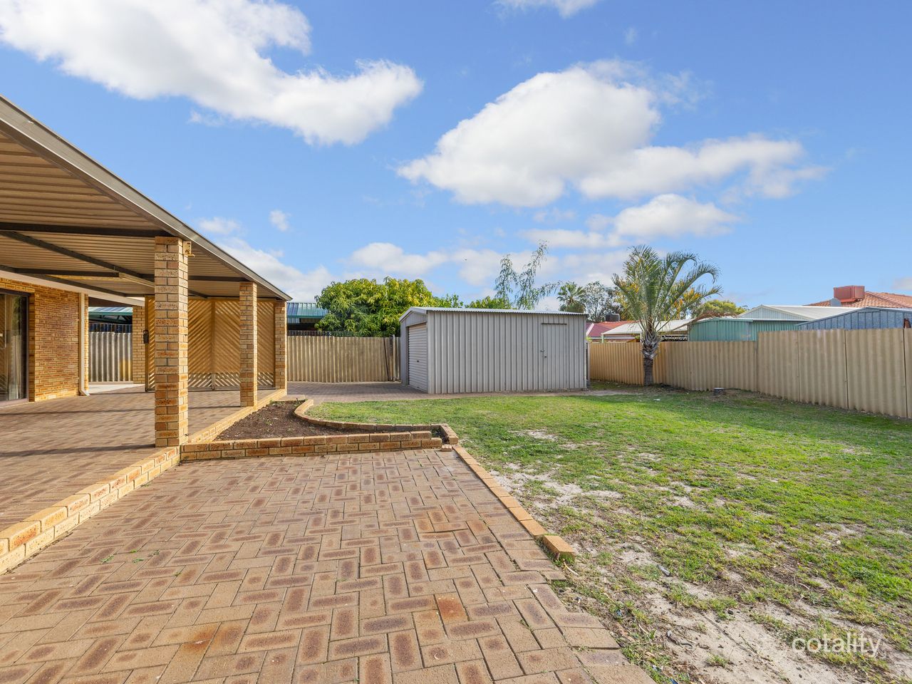 6 Barson Ct, Thornlie, WA 6108