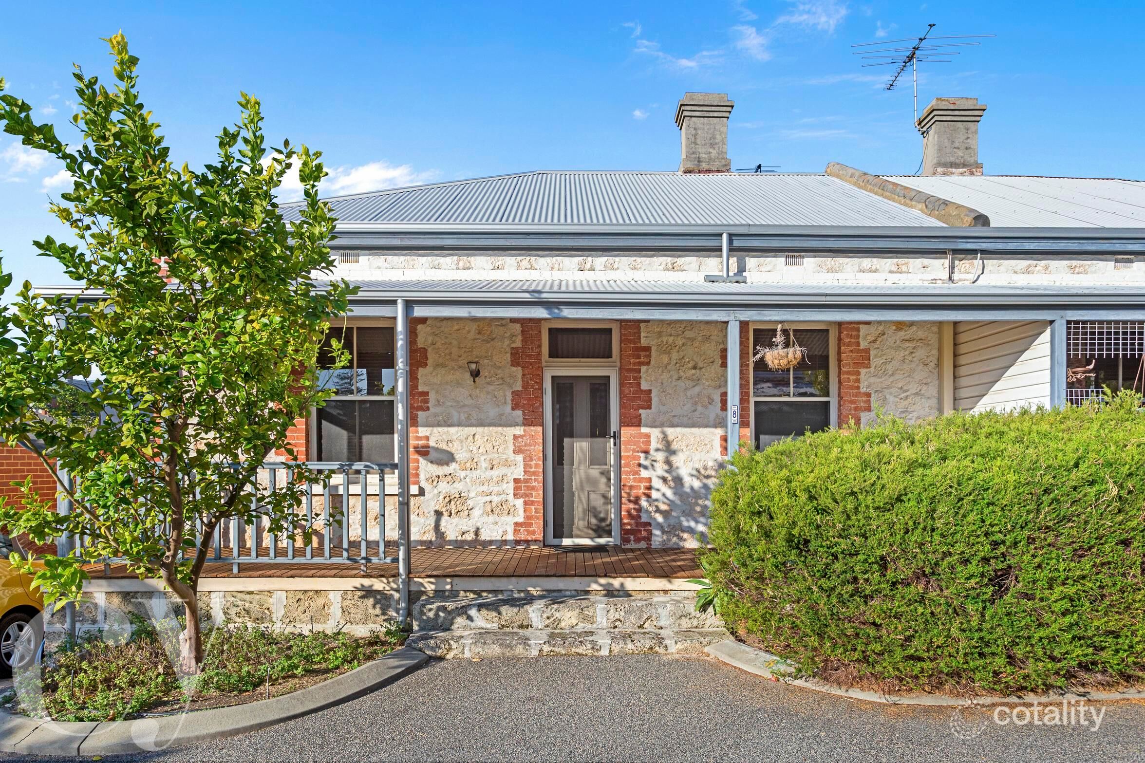 8/13 Stevens St, Fremantle, WA 6160