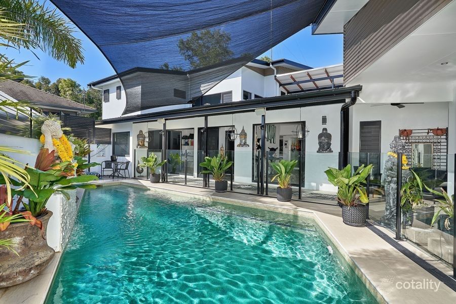 11 Sennfeld Cl, Palm Cove, QLD 4879