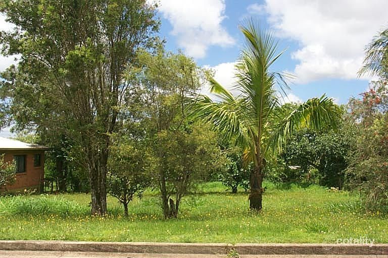 24 Crouch Ave, Atherton, QLD 4883