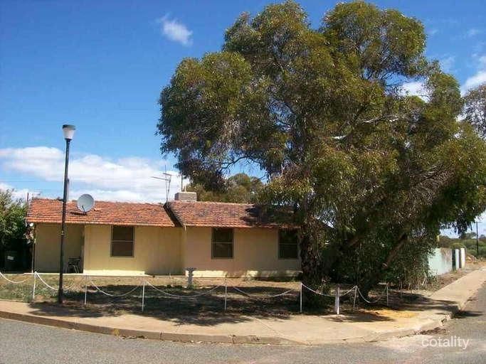 27 Pittosporum St, Kambalda West, WA 6442