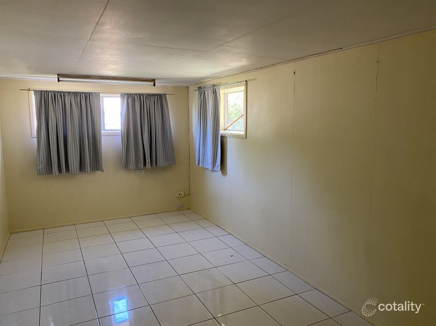24 Raymond Croker Ave, Mount Pleasant, QLD 4740