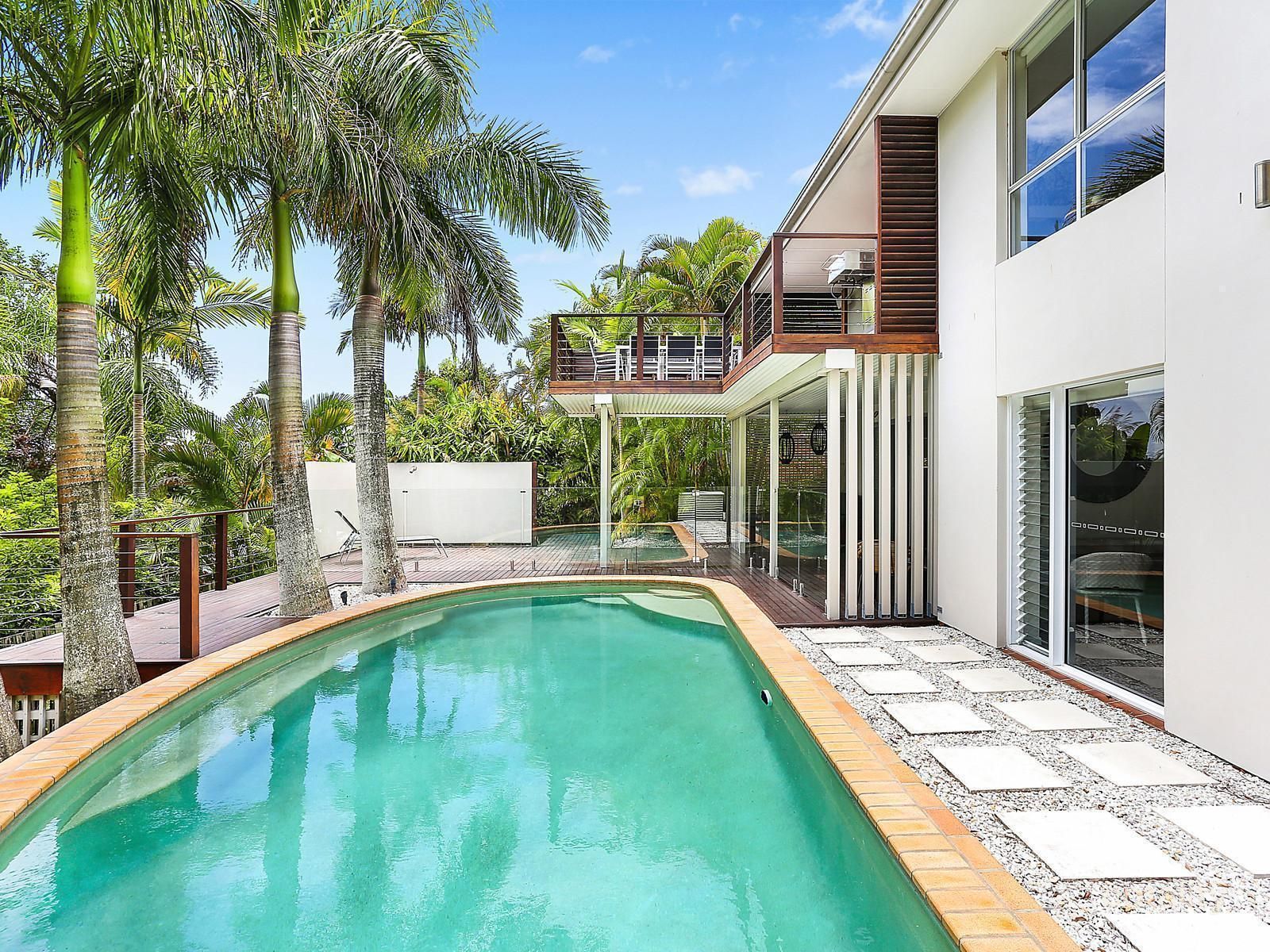 6 Rottnest Ct, Elanora, QLD 4221