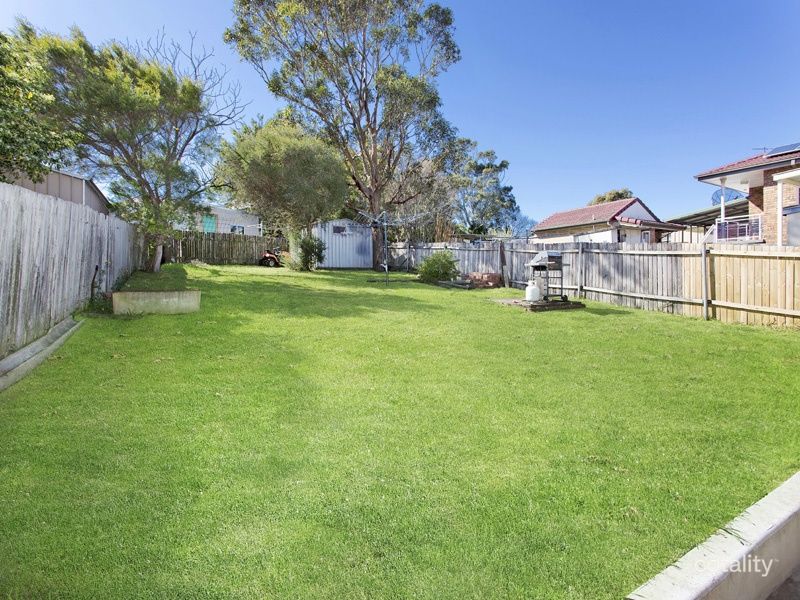 18 Bruce Rd, Warrawong, NSW 2502