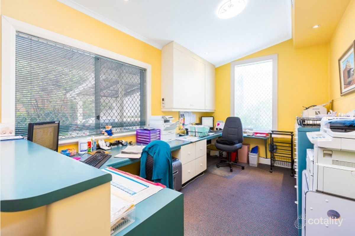 116 Wray Ave, Fremantle, WA 6160