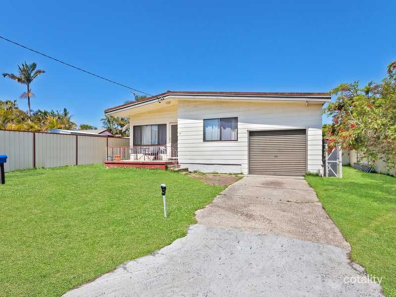 40 Melrose Ave, Gorokan, NSW 2263