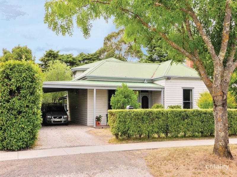 272 Station Rd, New Gisborne, VIC 3438