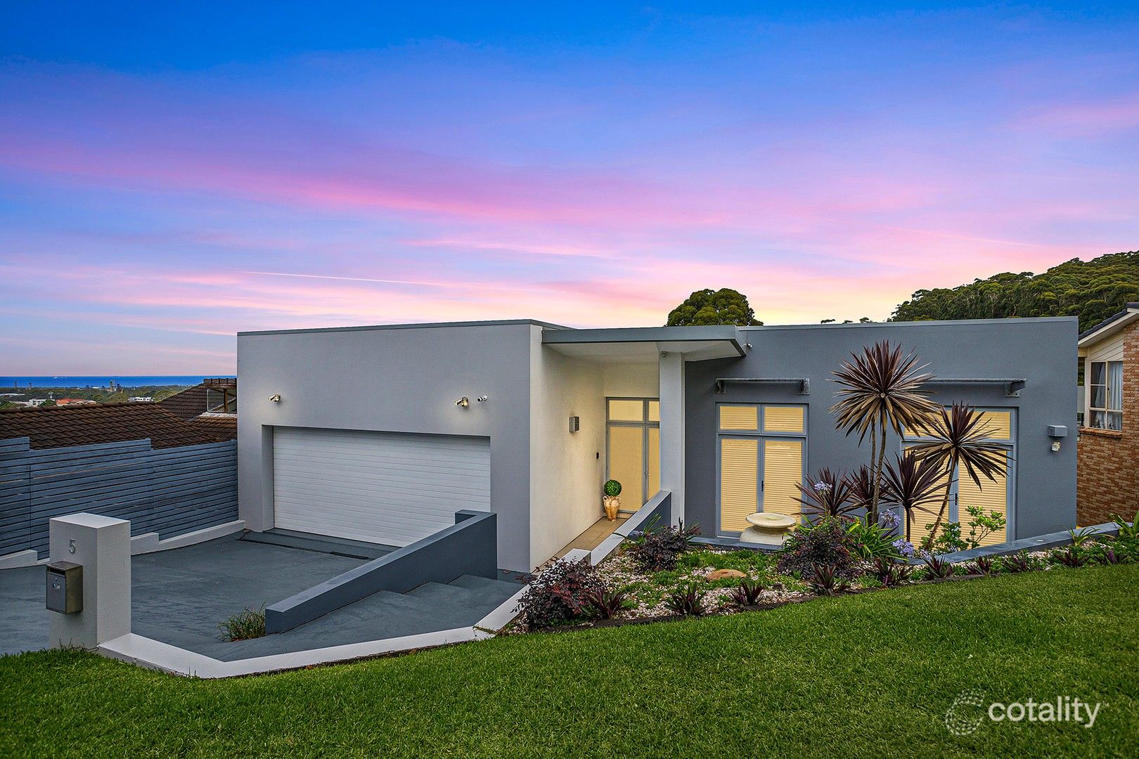 5 Daniel St, Corrimal, NSW 2518