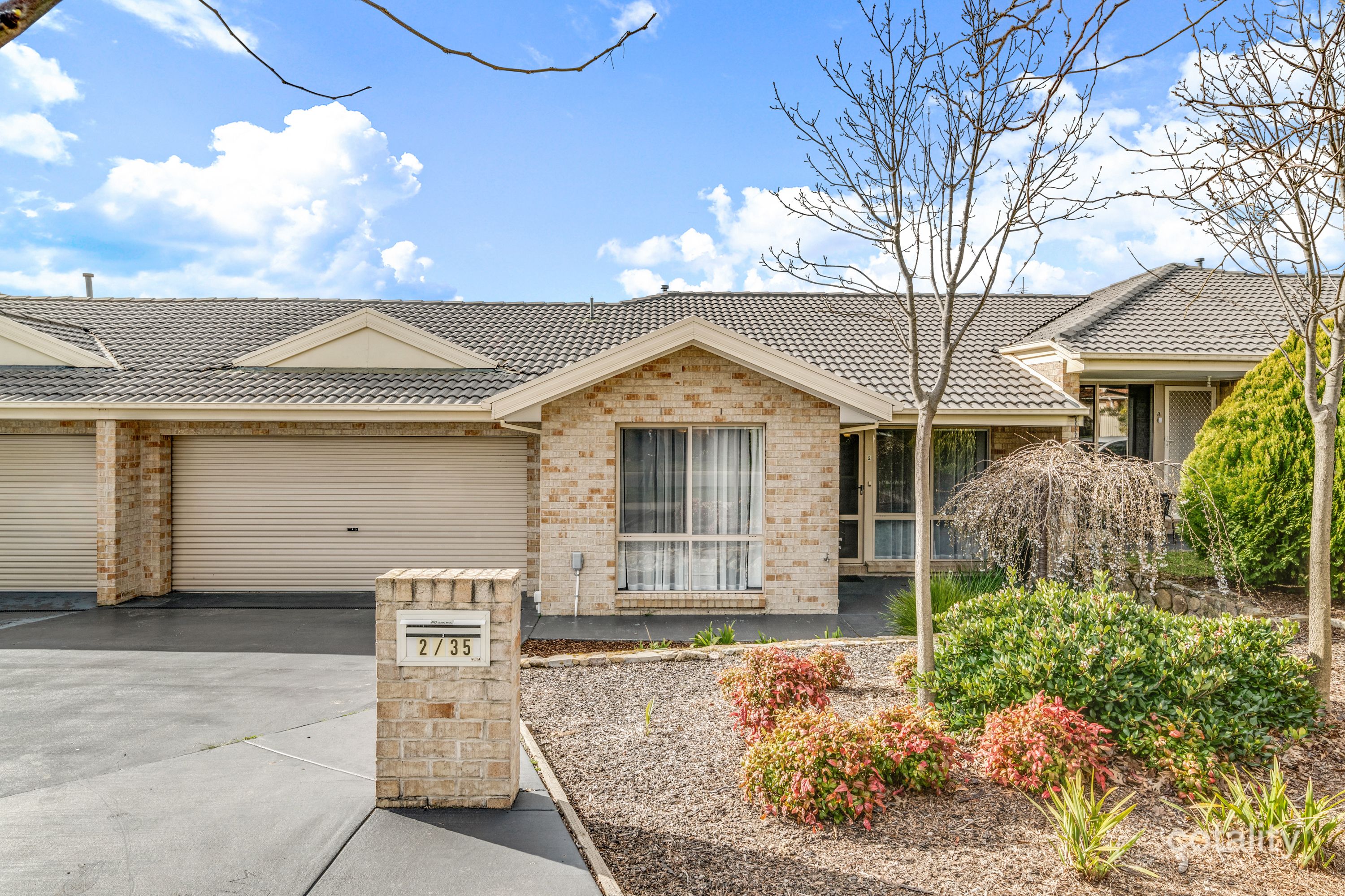 2/35 Brockway Cct, Banks, ACT 2906