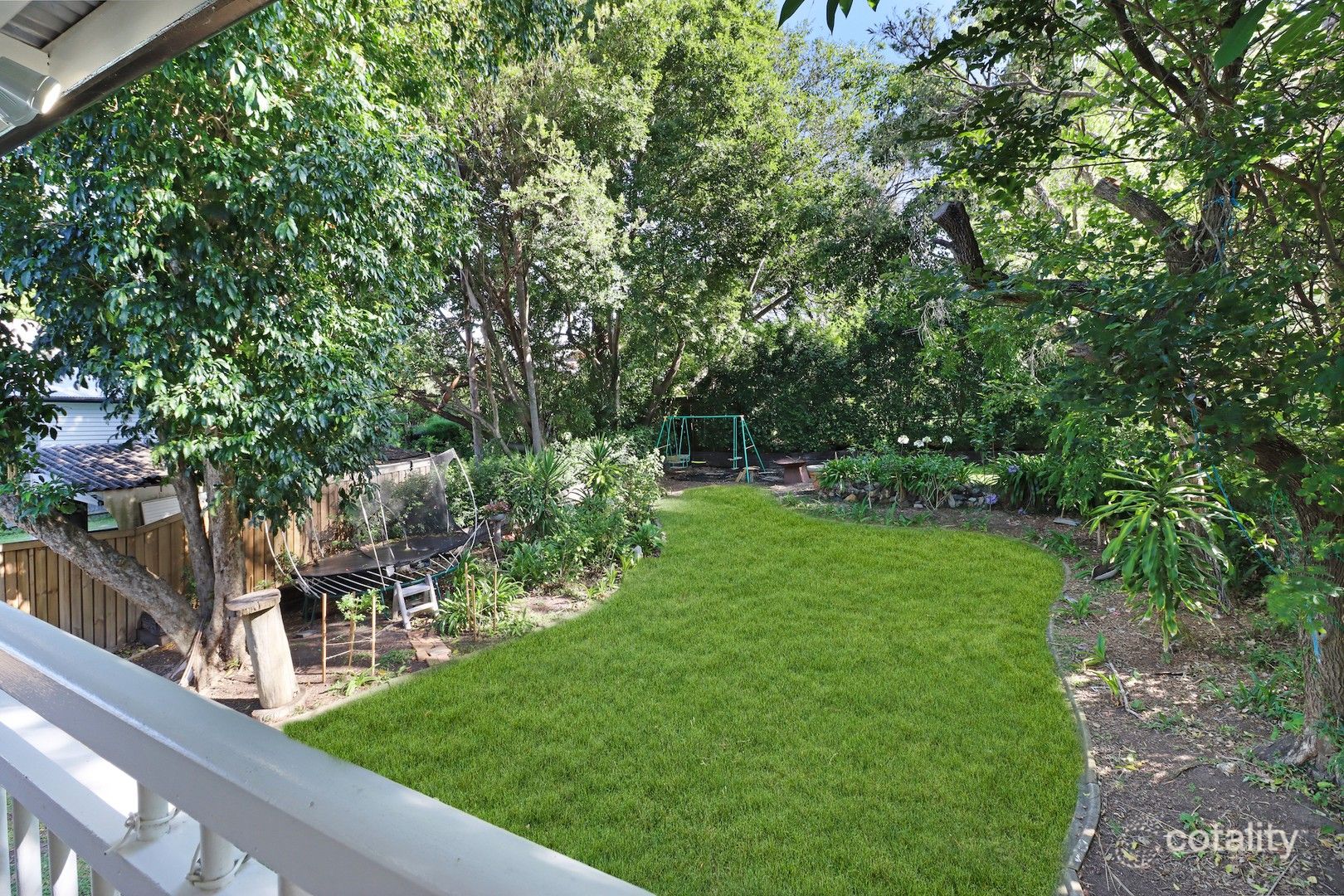 153 Morehead Ave, Norman Park, QLD 4170