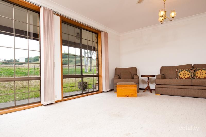 250 Btu Rd, Nowra Hill, NSW 2540