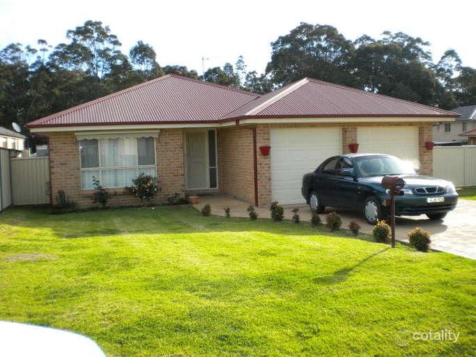 4 Kembla Cl, Nowra, NSW 2541