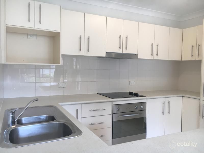 27/4 Fisher St, West Wollongong, NSW 2500