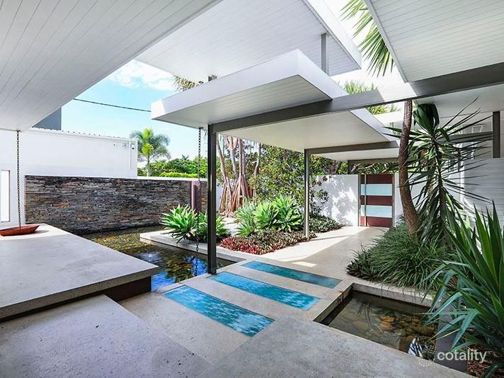 45 Monaco St, Broadbeach Waters, QLD 4218