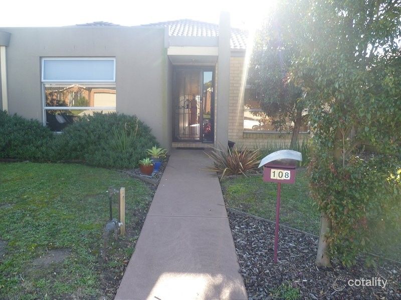 108 Majestic Bvd, Cranbourne, VIC 3977