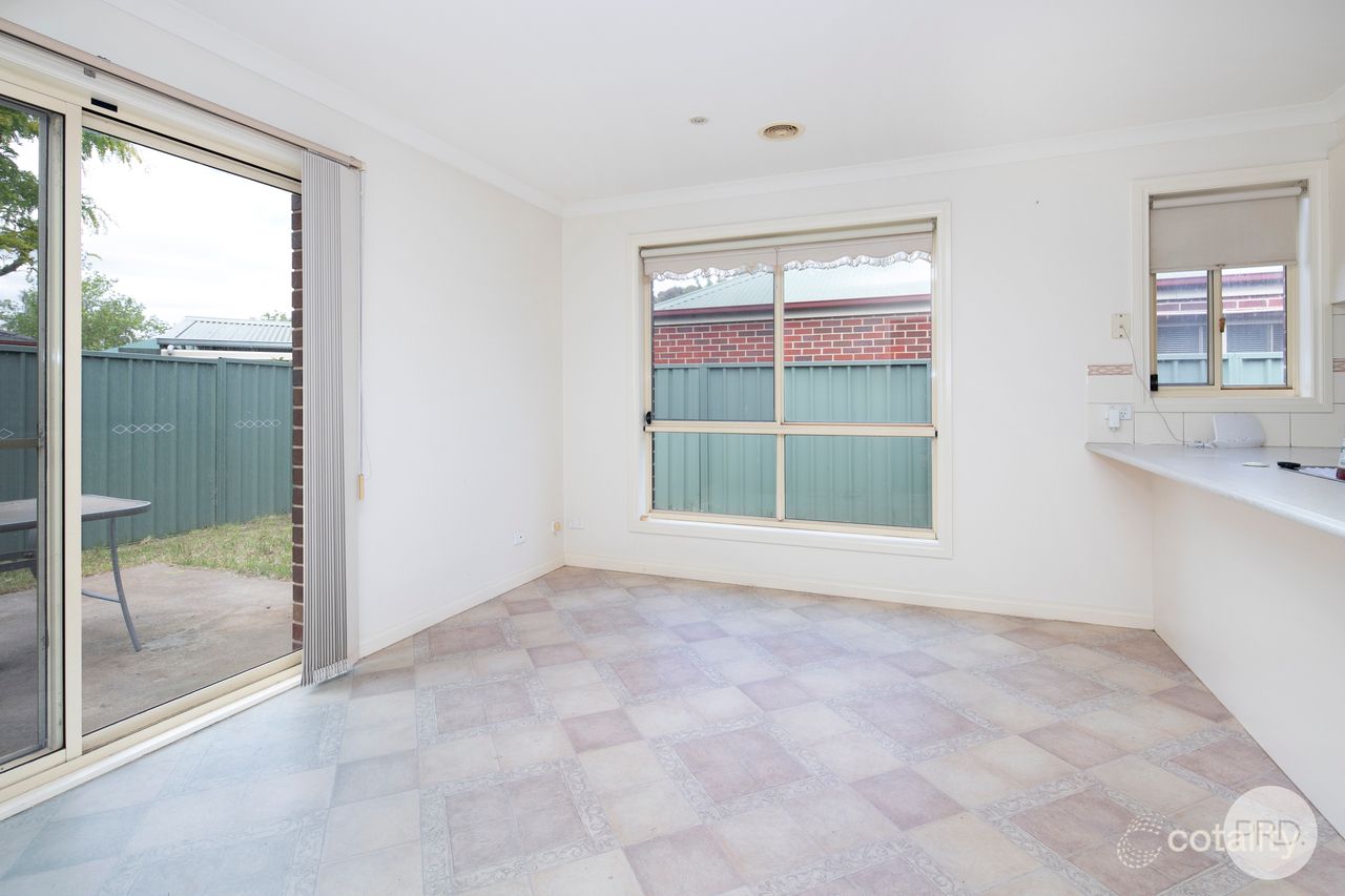 26 Norfolk Ave, Lake Gardens, VIC 3355