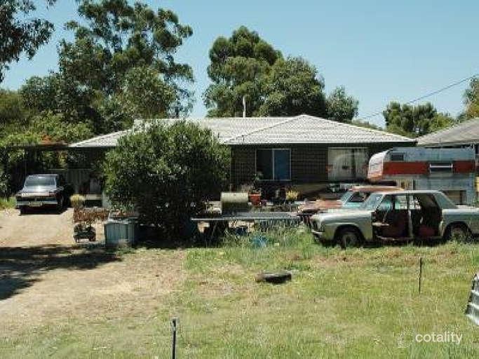 845 Armadale Rd, Forrestdale, WA 6112