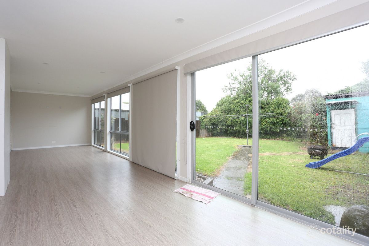 11 Kilmore Cres, Dallas, VIC 3047