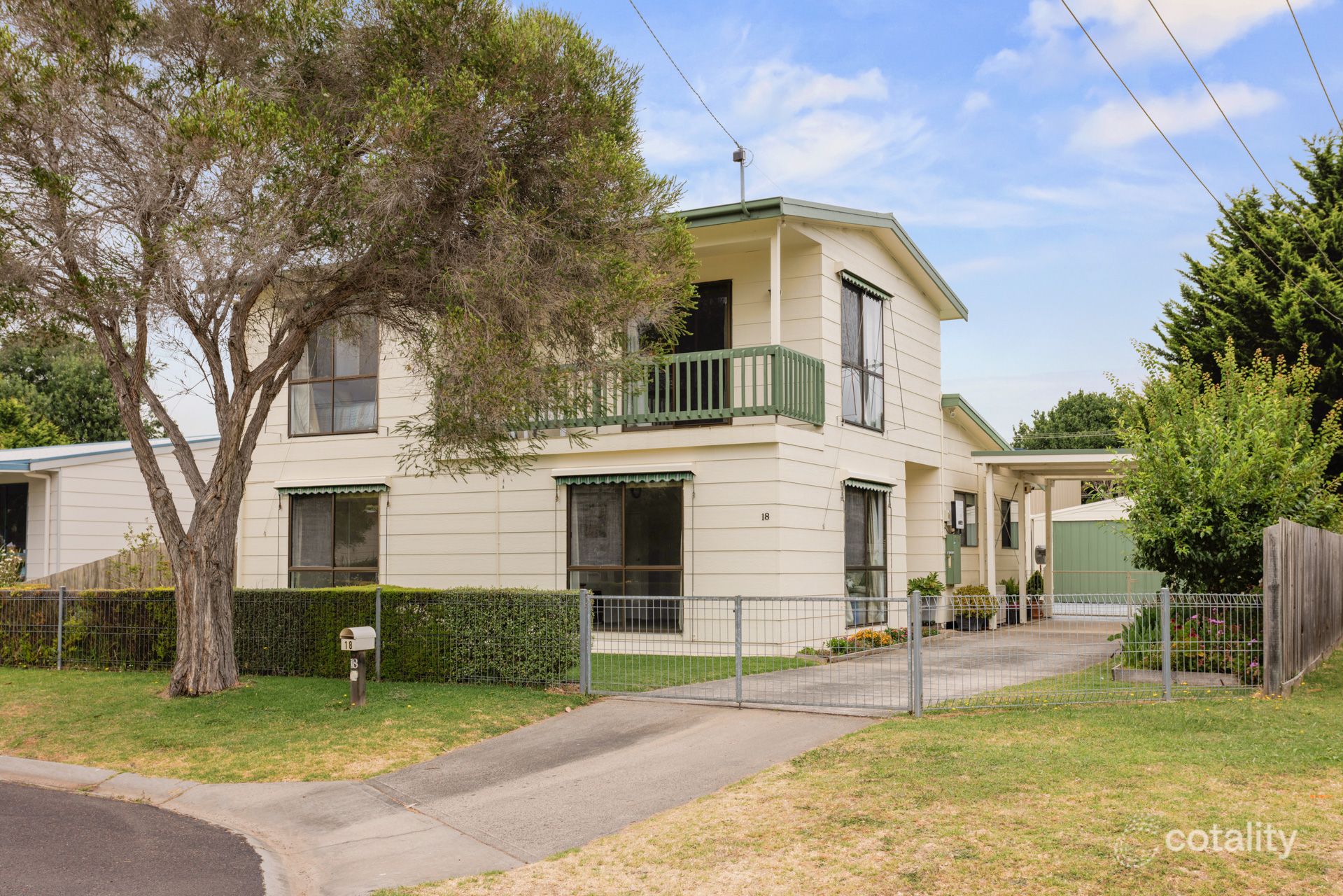 18 Raywood Ave, Cowes, VIC 3922