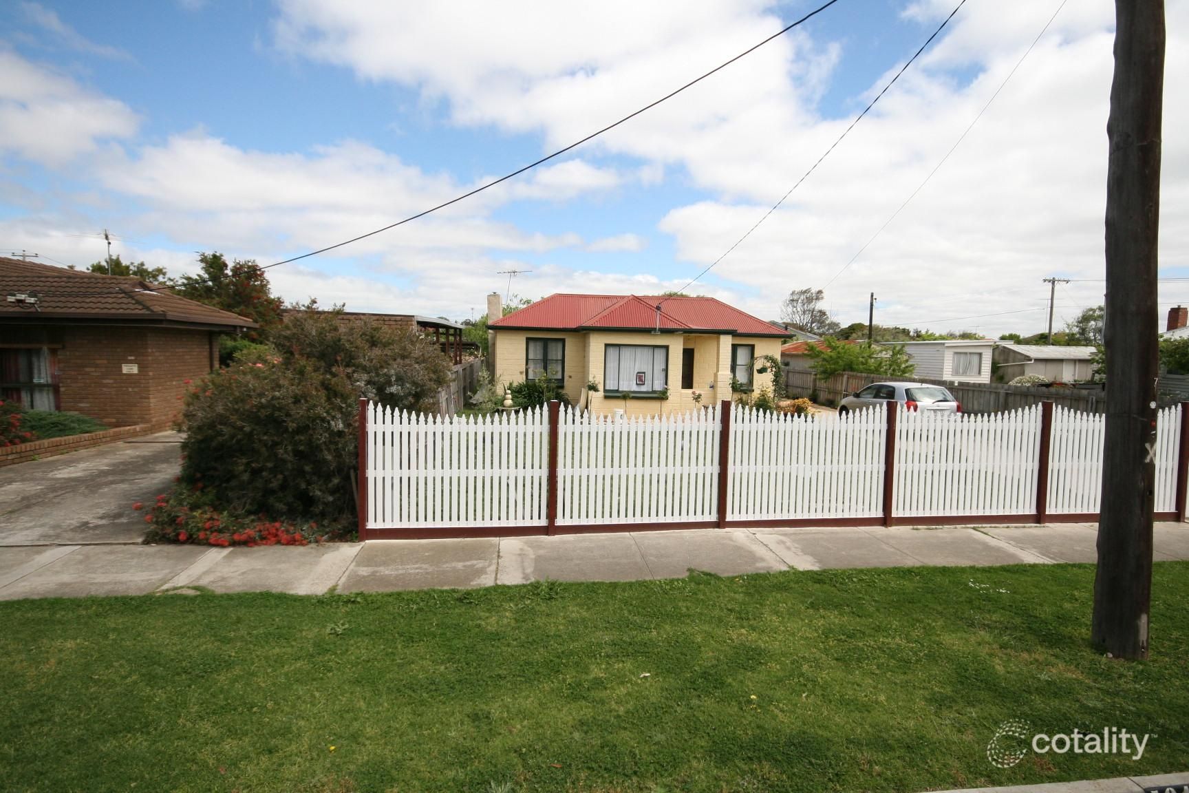102 Wilsons Rd, Newcomb, VIC 3219