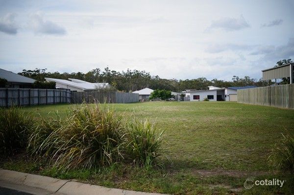 9 Lomandra Ave, Cooloola Cove, QLD 4580