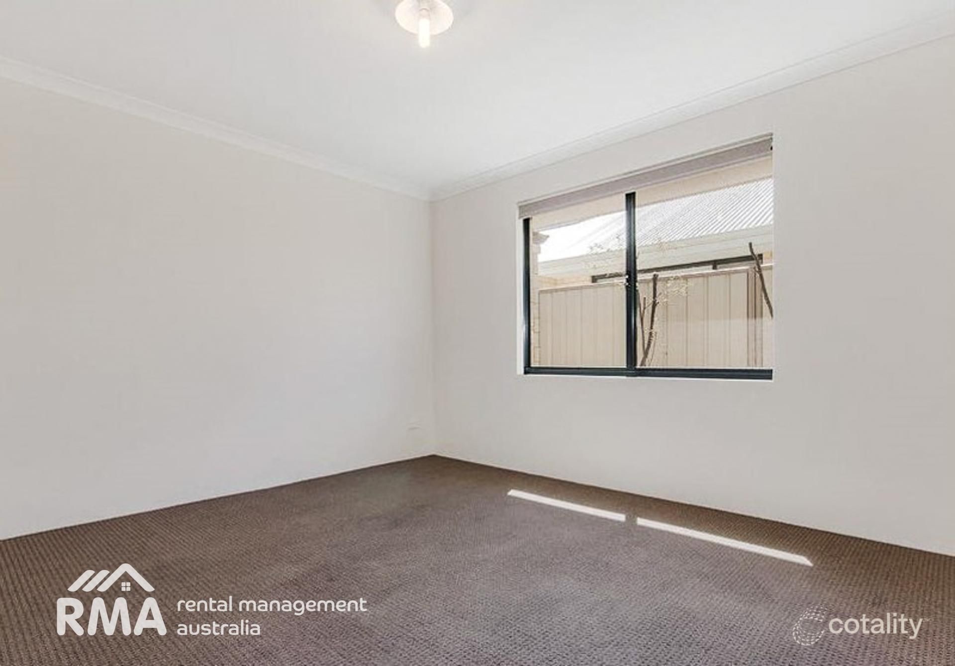 5 Carcione Ave, Secret Harbour, WA 6173