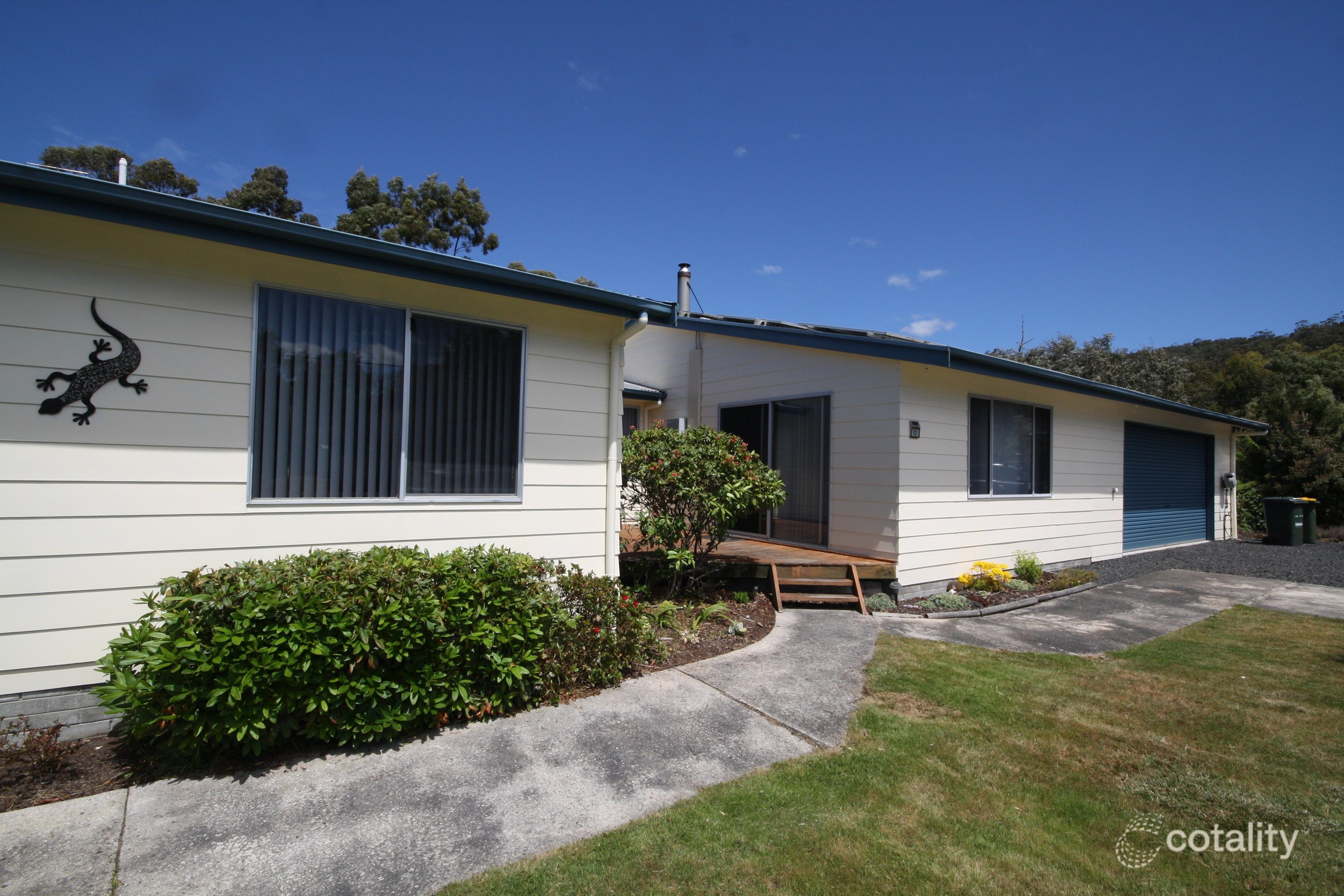 13 Banksia Ave, Sisters Beach, TAS 7321