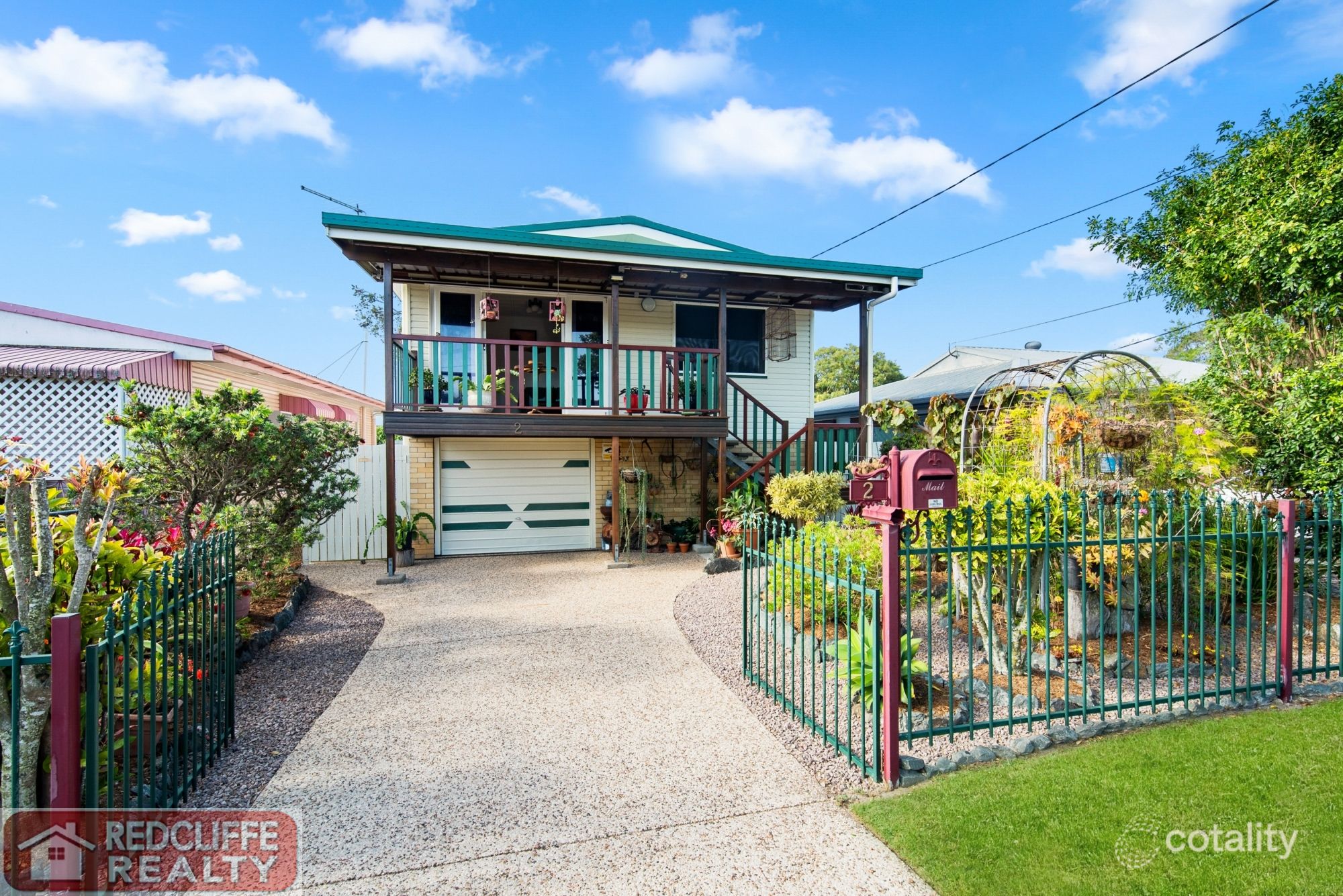 2 Hinton St, Redcliffe, QLD 4020