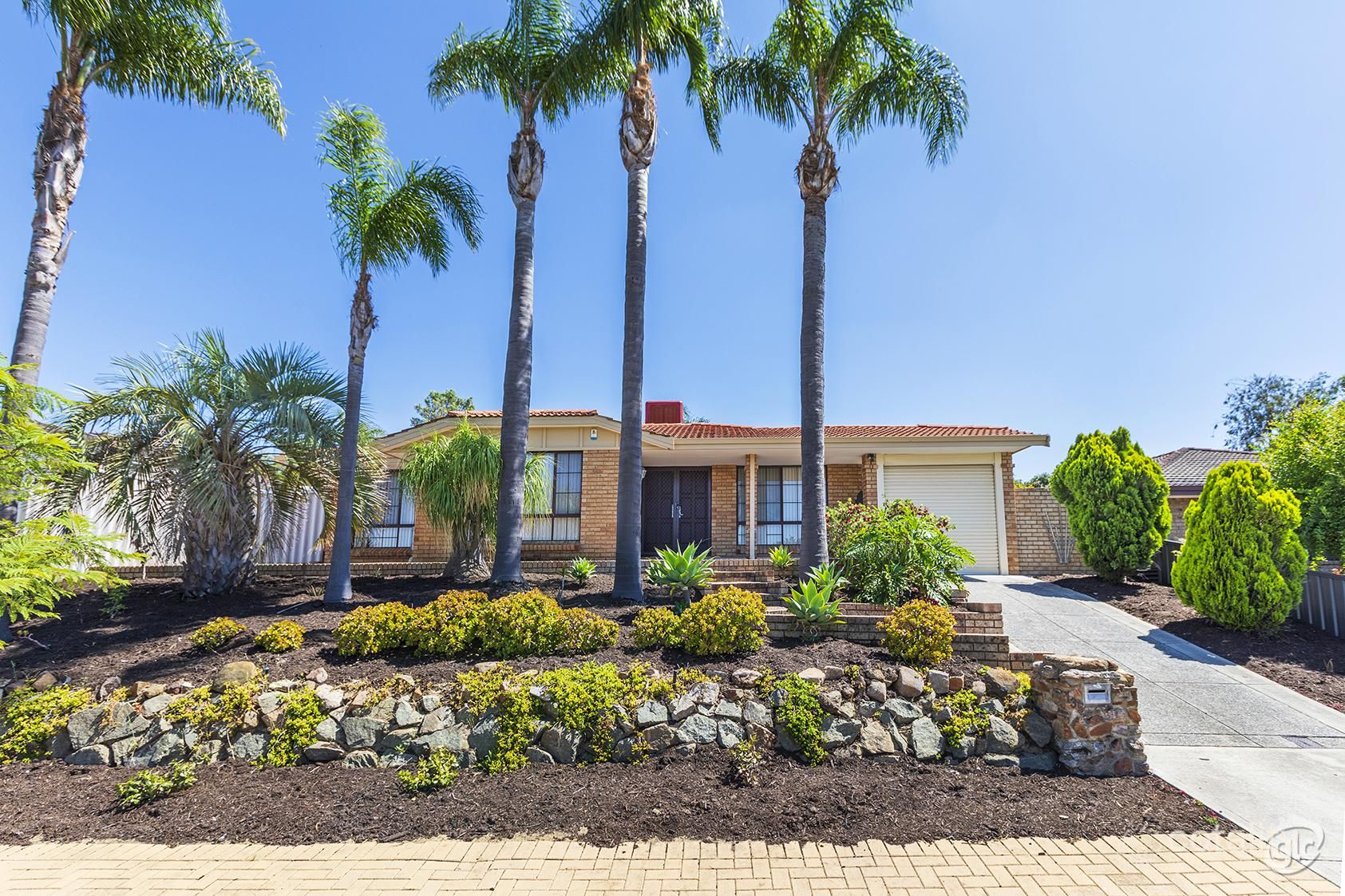135 Elderberry Dr, South Lake, WA 6164