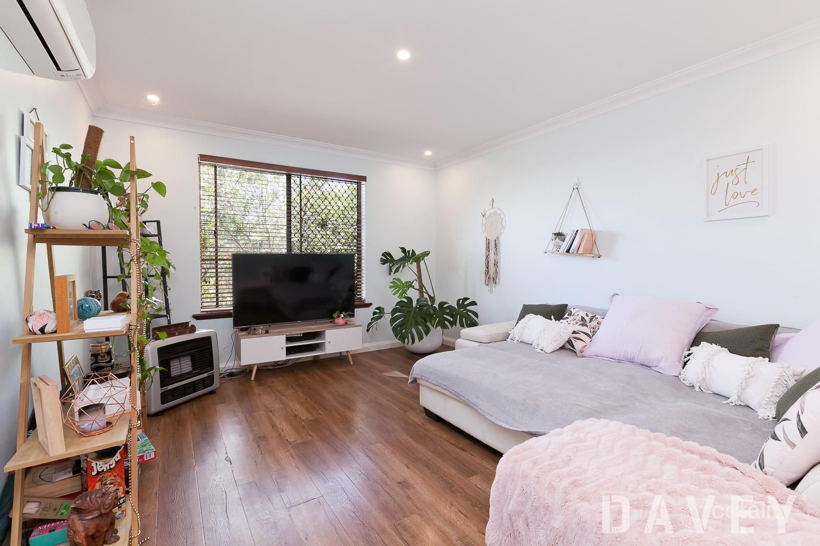 6/2 Weaponess Rd, Scarborough, WA 6019